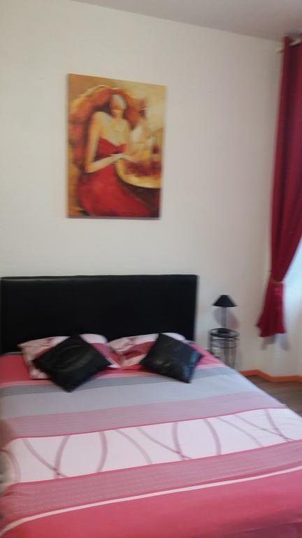 Appart'Hotel Les Tilleuls Saint-Macaire Oda fotoğraf